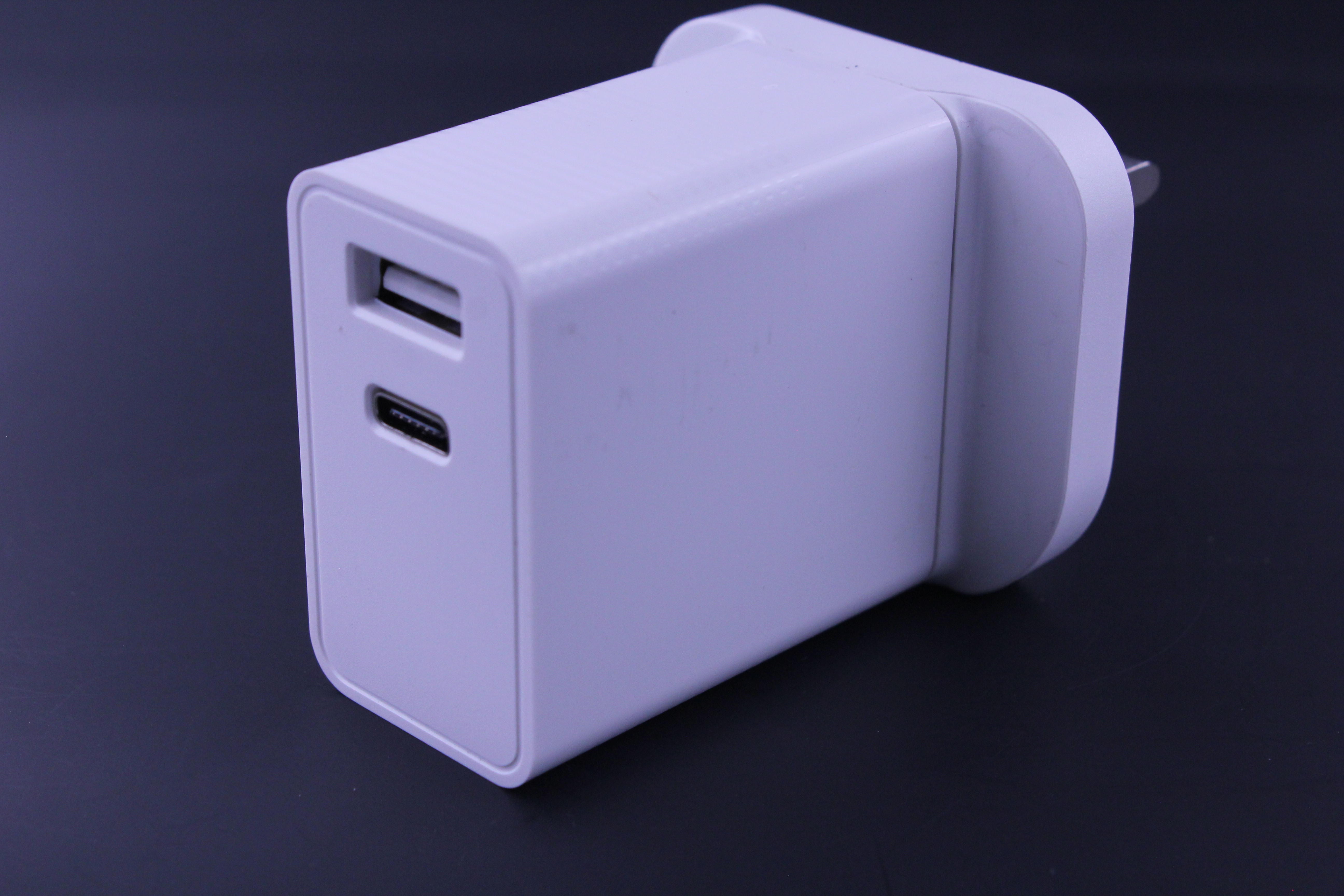 Dual usb 5V4.8A charger