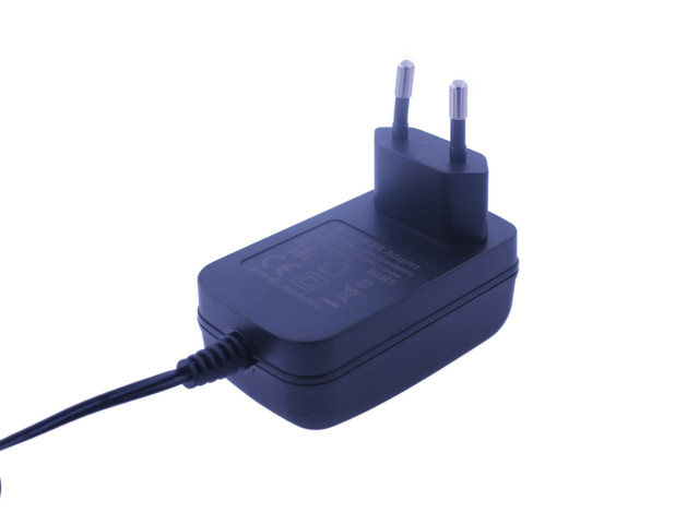 AC/DC adapter
